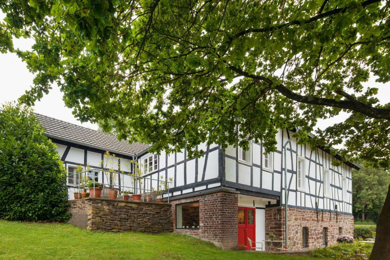 Ferienhaus Im Fachwerkhof 'Haus In Bewegung' Seelscheid Exterior photo