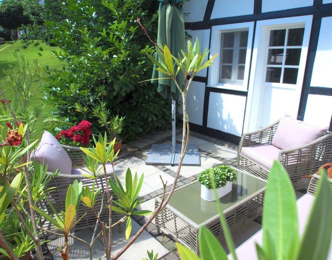Ferienhaus Im Fachwerkhof 'Haus In Bewegung' Seelscheid Exterior photo